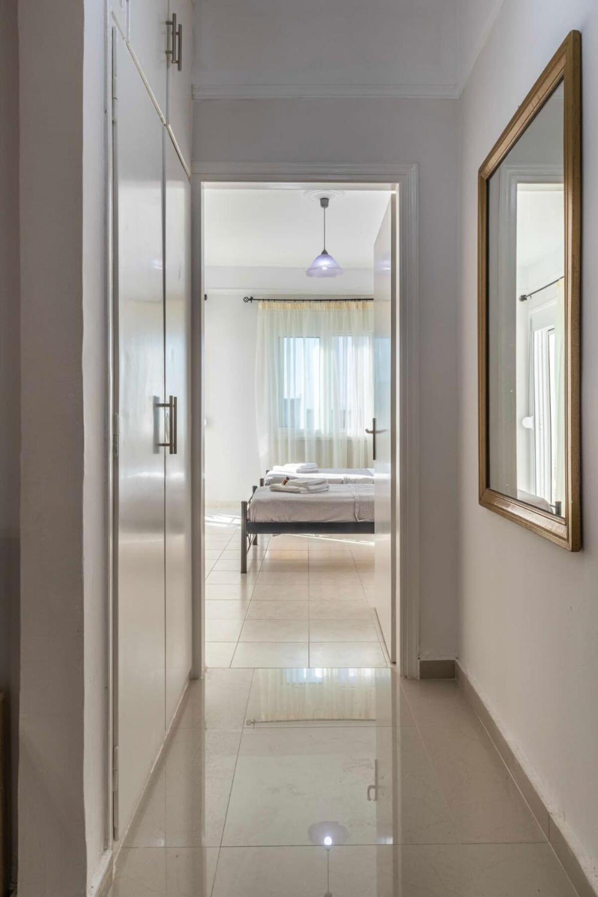 Comfy Central Square Gem With Balcony Διαμέρισμα Καλαμάτα Εξωτερικό φωτογραφία